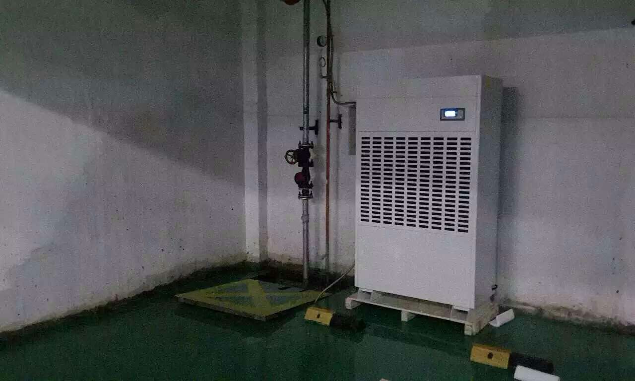 庫房和車庫